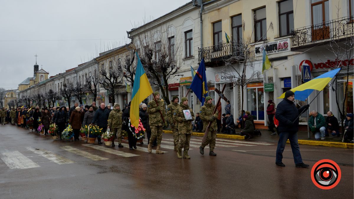 Коломия провела в останню дорогу Героя Сергія Кенюка 11