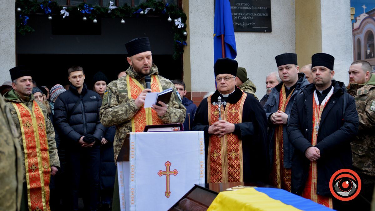 Коломия провела в останню дорогу Героя Сергія Кенюка 5