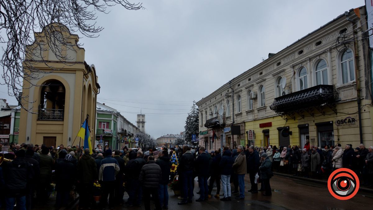 Коломия провела в останню дорогу Героя Сергія Кенюка 7