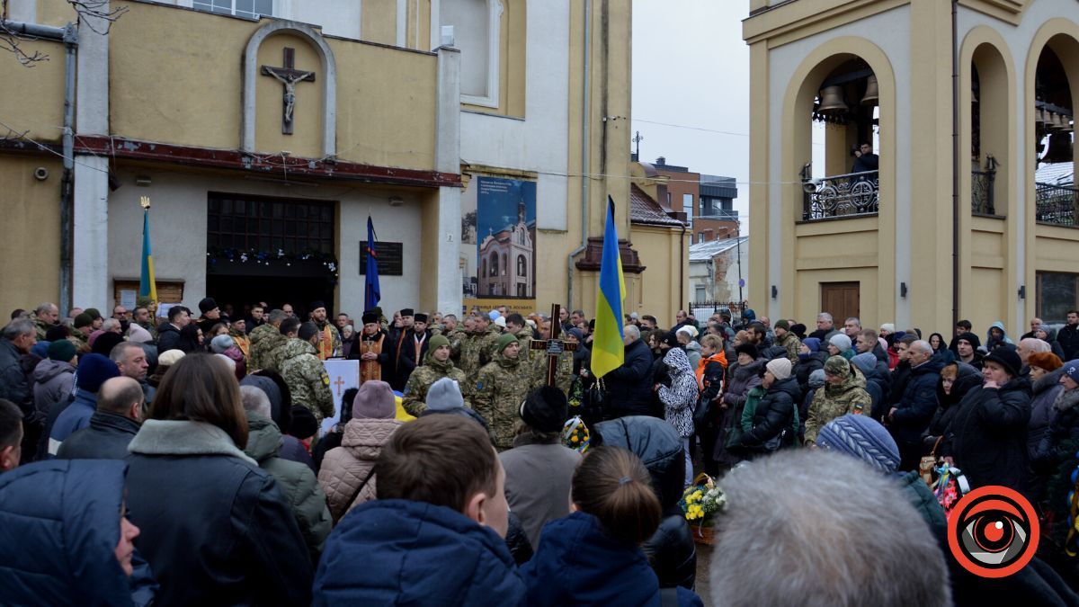 Коломия провела в останню дорогу Героя Сергія Кенюка 8