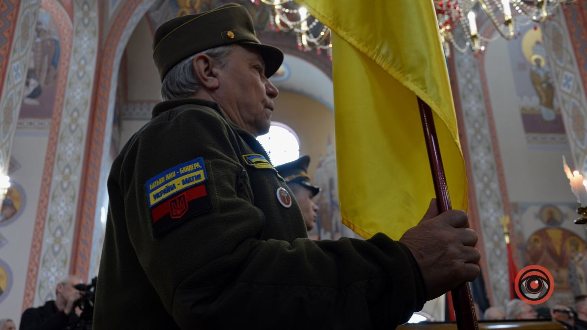 У Коломиї гідно провели в останню дорогу сотенного УПА Мирослава Симчича | Фоторепортаж 10