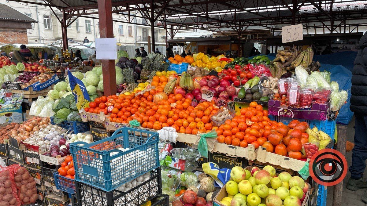 Чи дорого коломиянам обійдуться овочі та фрукти наприкінці січня?