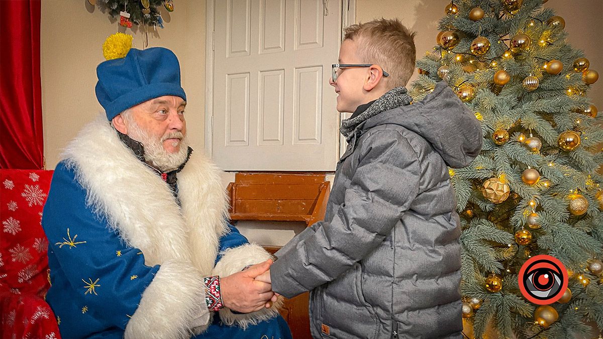 Від резиденції Святого Миколая та Сокола захисники отримали подарунків на  192 тис грн 1