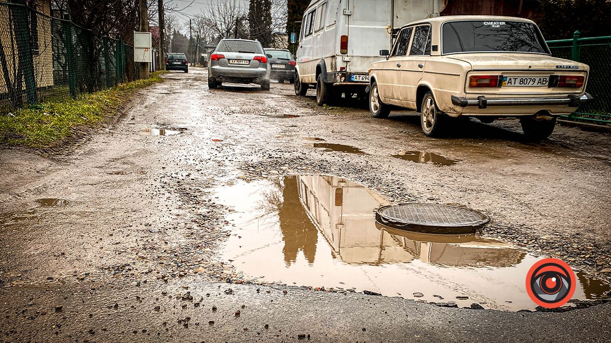 Коли змінне взуття - ґумаки: дорога до дитячого садка "Дударик" у Коломиї 5