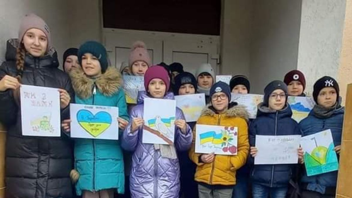 Чергова допомога з Печеніжинської ТГ поїхала на фронт 1