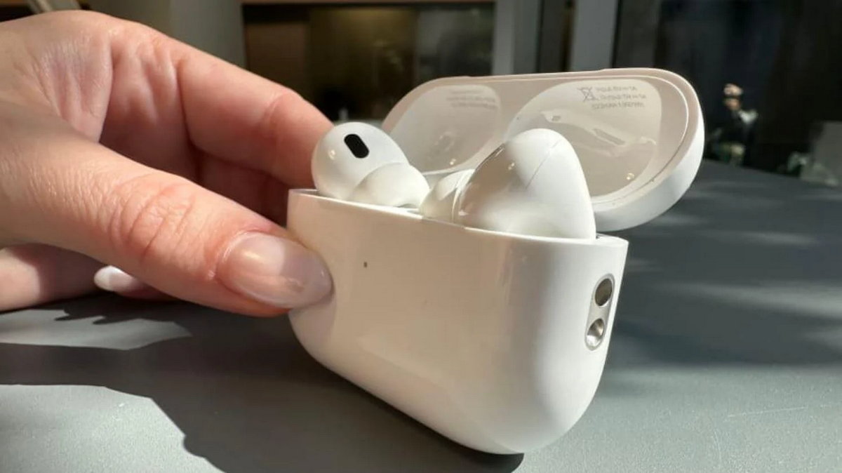 Оригінальні чи підроблені AirPods: як та де купити справжні навушники Apple 1
