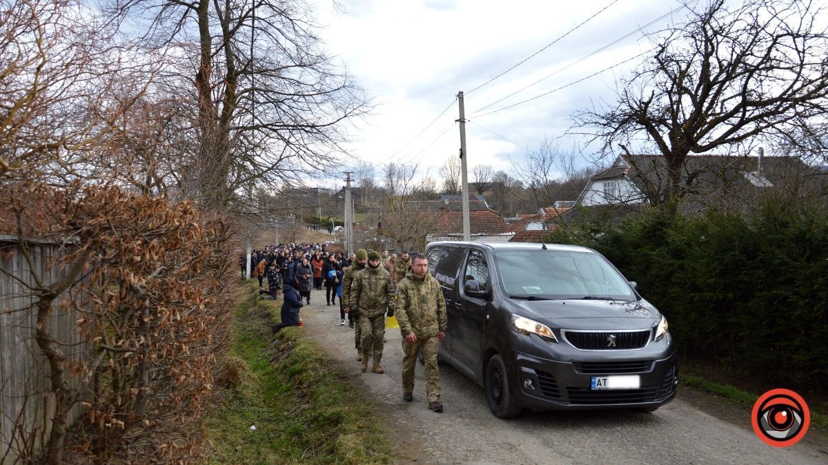 Малий Ключів прощається з Героєм Михайлом Николаївом 10
