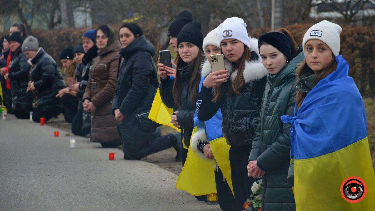 Малий Ключів прощається з Героєм Михайлом Николаївом 3