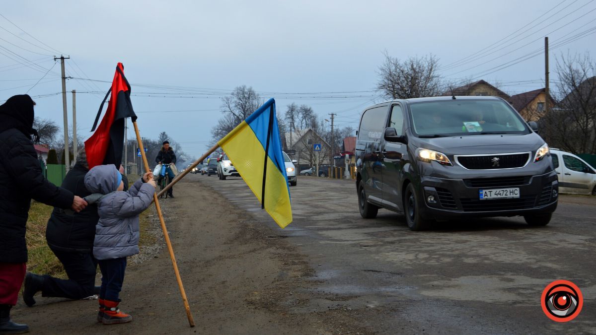 Малий Ключів прощається з Героєм Михайлом Николаївом 1