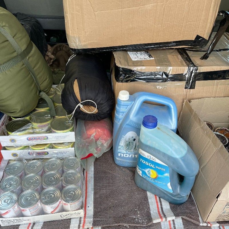 Волонтери з центру "Локомотив" відвезли допомогу коломийським воїнам на запорізькому та донецькому напрямках 5