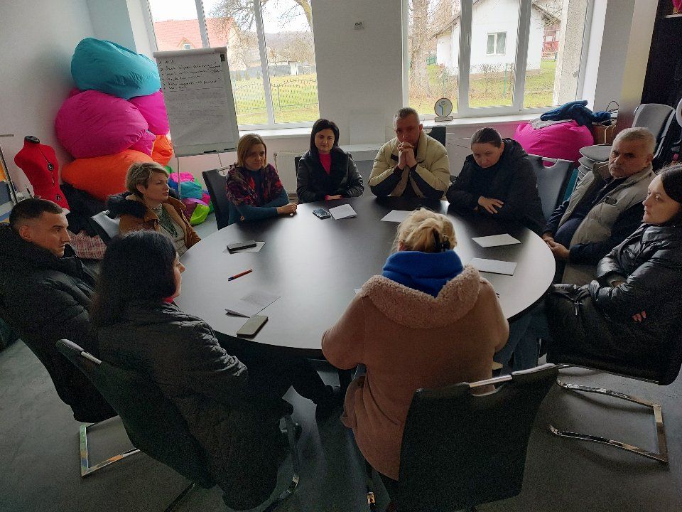 Як в Печеніжинській ТГ впроваджували проект про фінансову незалежність та розвиток жінок 1