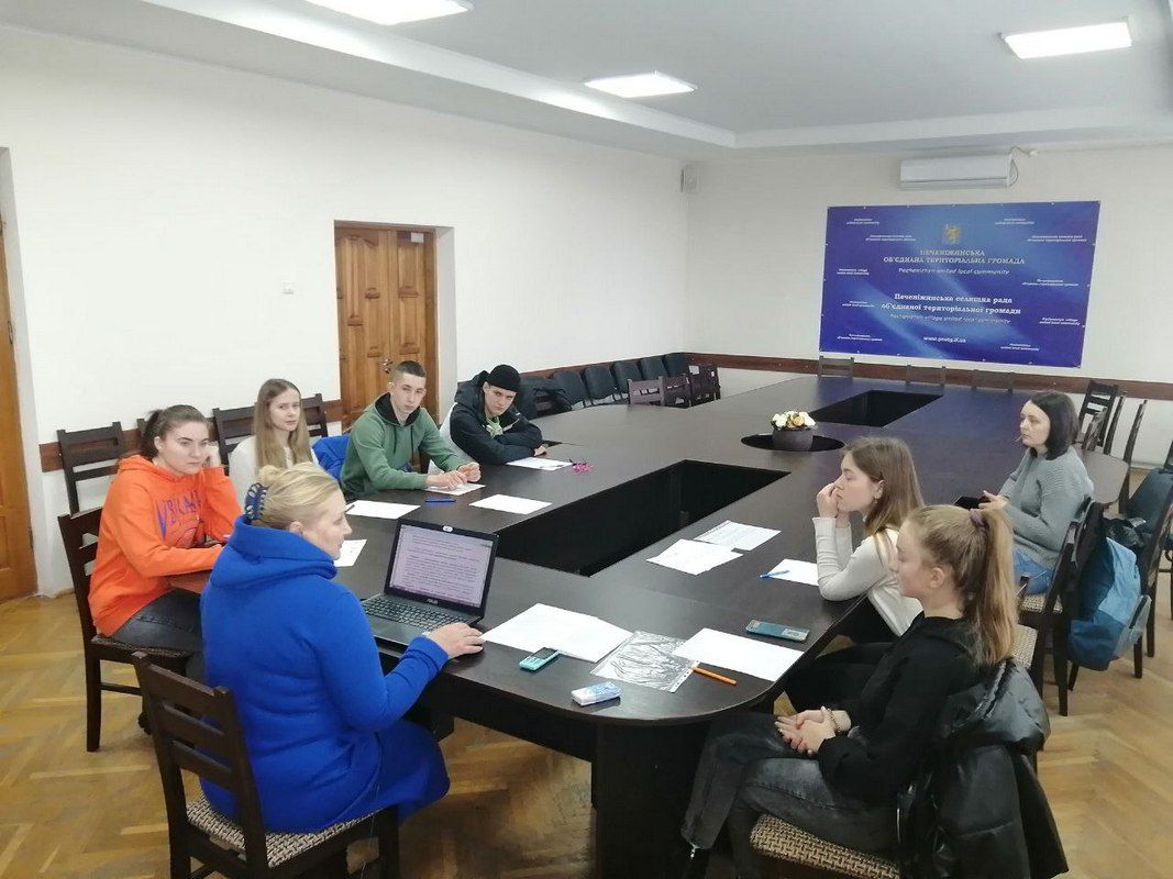 Як в Печеніжинській ТГ впроваджували проект про фінансову незалежність та розвиток жінок 3