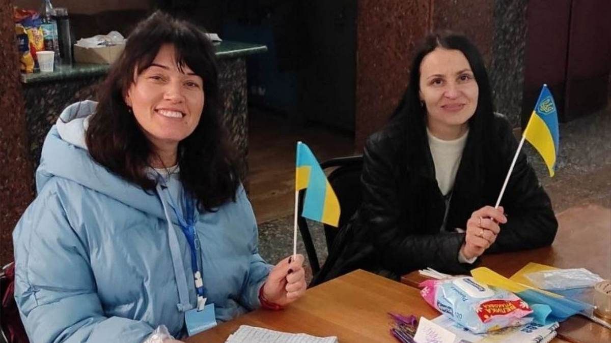 Згадати все: Ігор Костюк розповів, як мобілізувались волонтери центру "Локомотив" у перші місяці війни 3