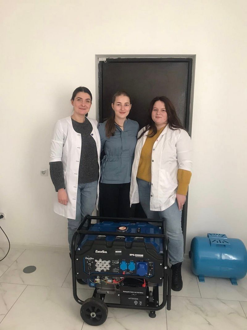 У Городенківській громаді закупили 11 генераторів для медзакладу 3