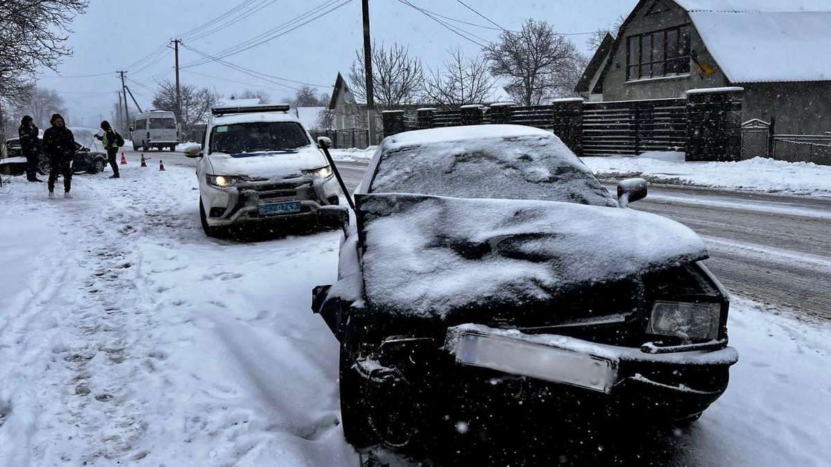 У ДТП на Надвірнянщині травмувався один з водіїв 1