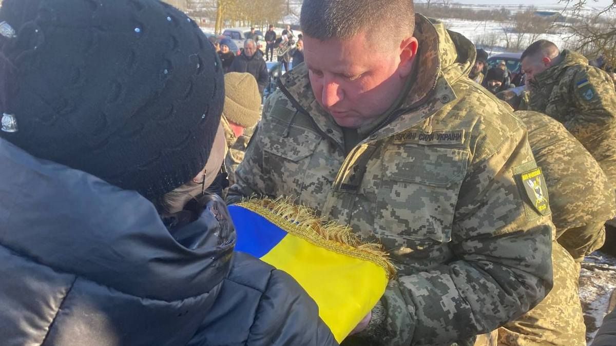 На Городенківщині попрощалися із загиблим Героєм Володимиром Дронюком 7