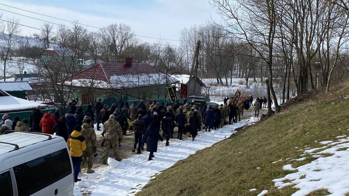 На Городенківщині попрощалися із загиблим Героєм Володимиром Дронюком 4