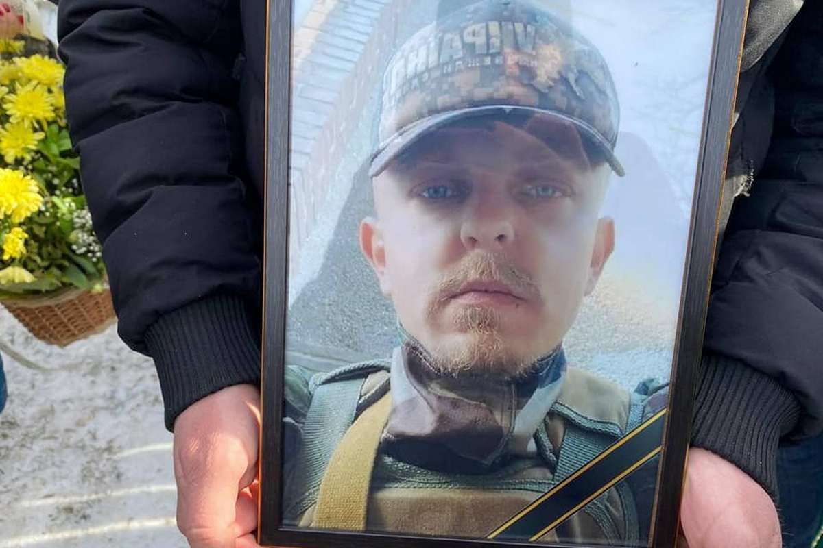 На Городенківщині попрощалися із загиблим Героєм Володимиром Дронюком 1