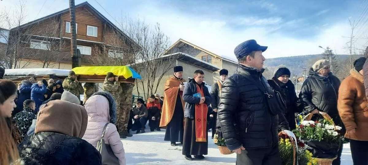 В Яремче попрощалися з Героєм Артемом Бойком 2