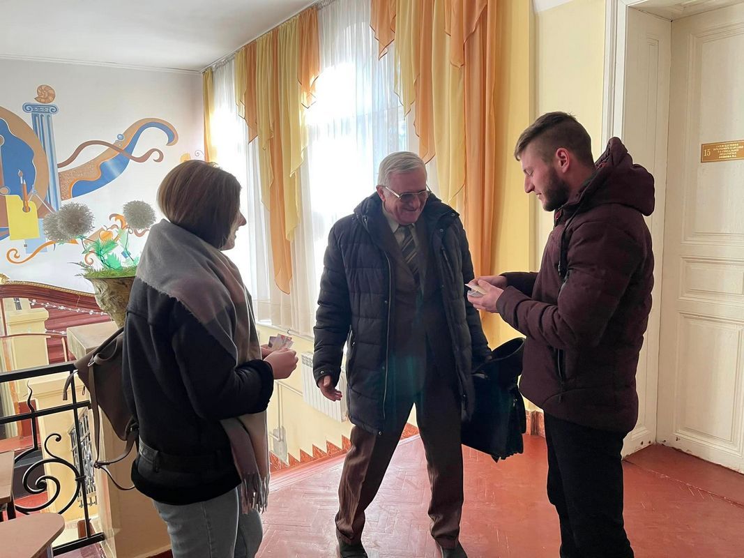 Коломийські студенти провели акцію до Дня спонтанного прояву доброти 2