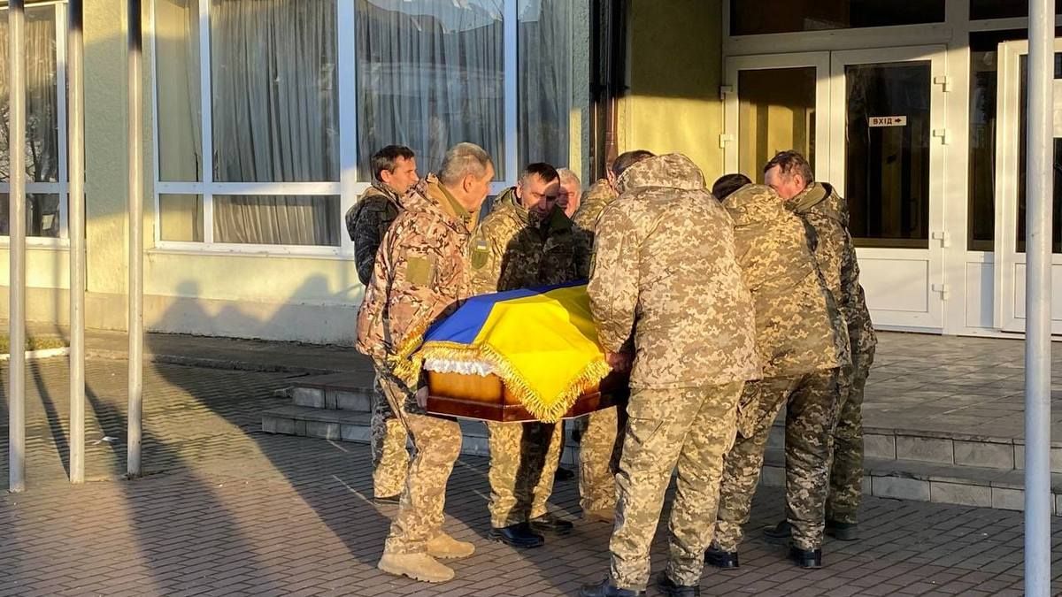 У Городенці віддали шану полеглому Герою Андрію Гайсану 4