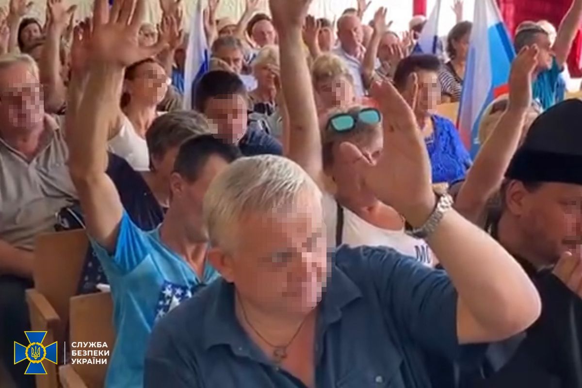 Розселяв російських військових в квартири українців: прикарпатські слідчі повідомили про підозру колаборанту 1