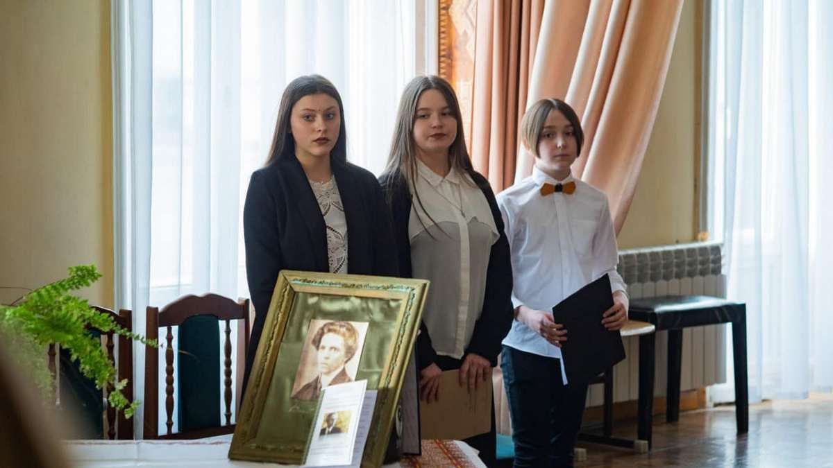 Вечір пам'яті Василя Барвінського відбудеться й у Коломийській музичній школі №2 3