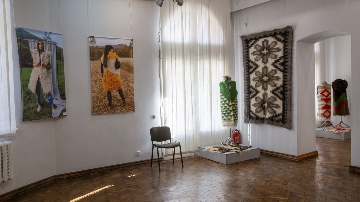 Одяг бренду "Веретено" представили у Коломиї 3