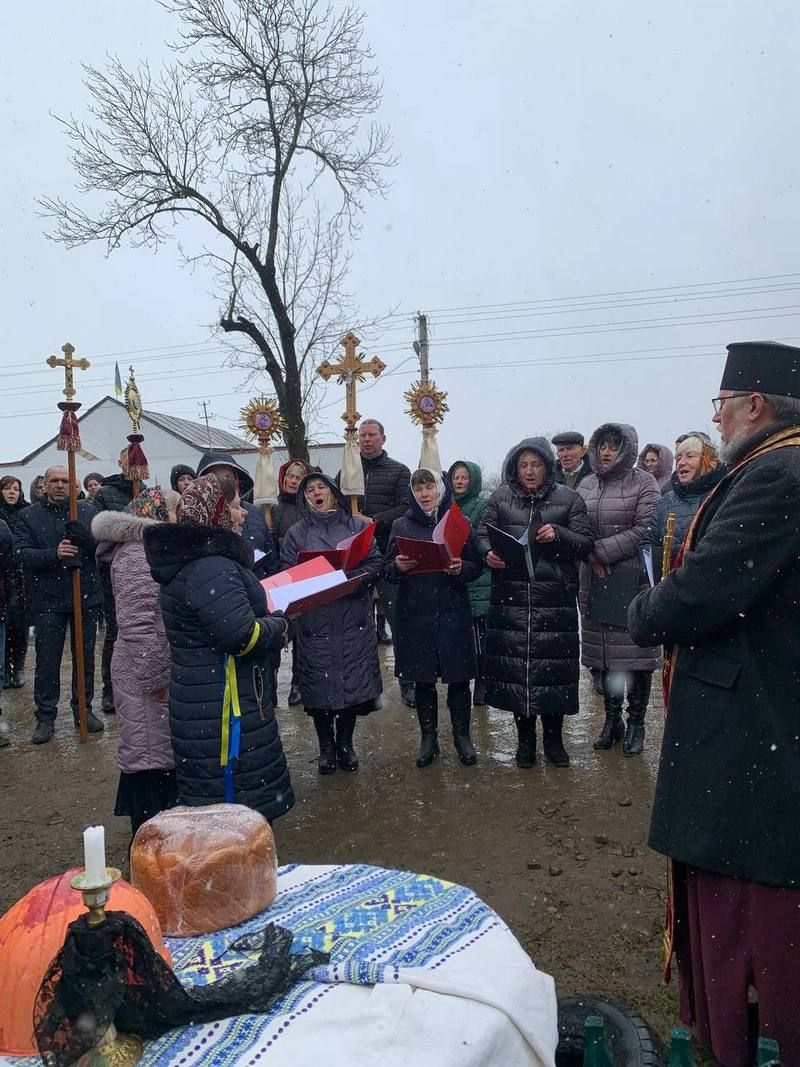 У Саджавці вшанували пам'ять Героїв Небесної Сотні та загиблих захисників 3