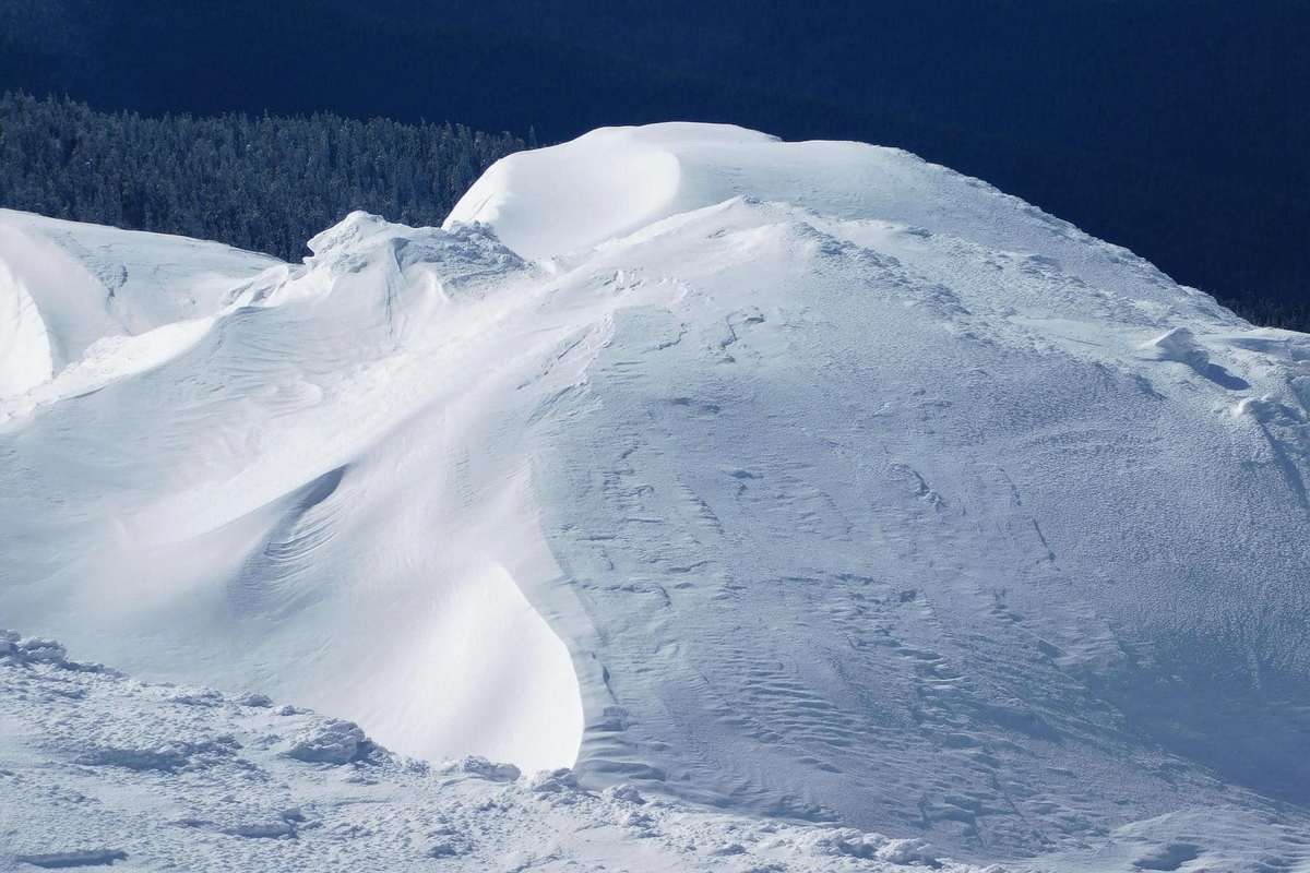 У горах зафіксували сходження лавини 1