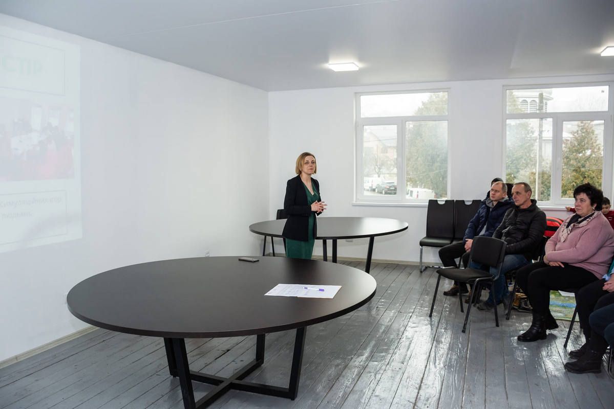 У селі Рунгури відкрили коворкінг 4