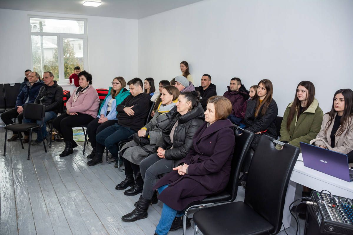 У селі Рунгури відкрили коворкінг 5