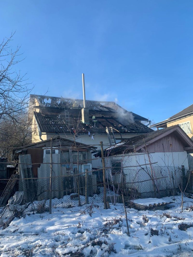 У Коршеві загорівся житловий будинок 2