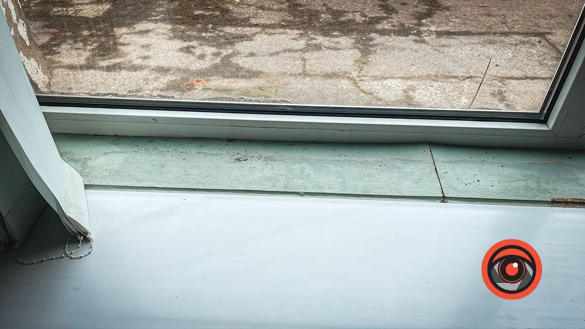 Два кабінети ліцею №8 в Коломиї підтопило через зупинку реконструкції даху, оголошено новий тендер 7