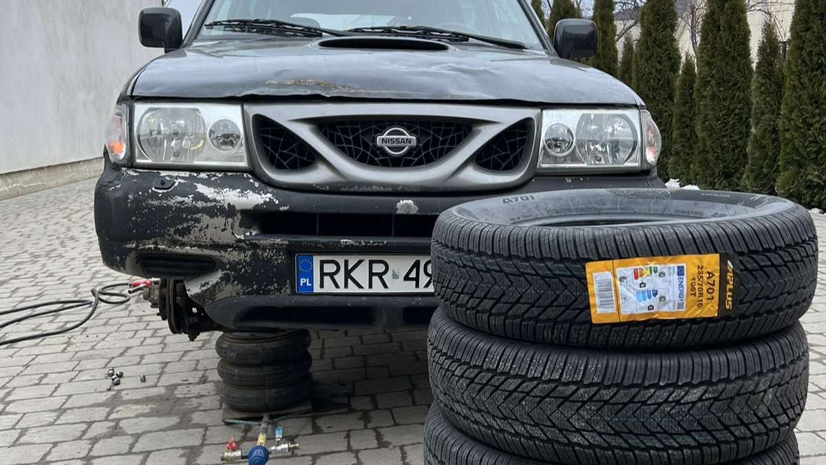 Надвірнянська ТГ передала чергову допомогу бійцям на фронт 4