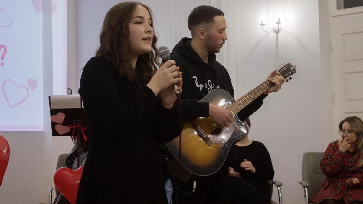 Як у Коломиї пройшло благодійне шоу "Хто зверху?" 3