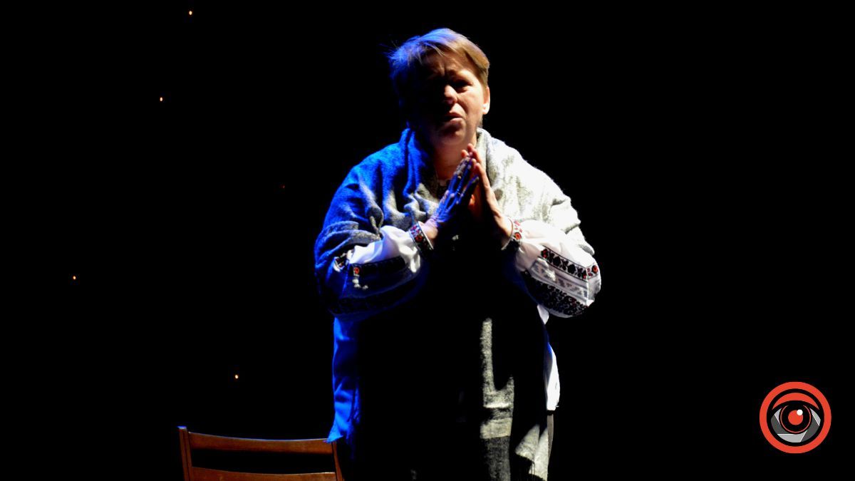 "365 днів війни": у драмтеатрі Коломиї відбулась вистава 13