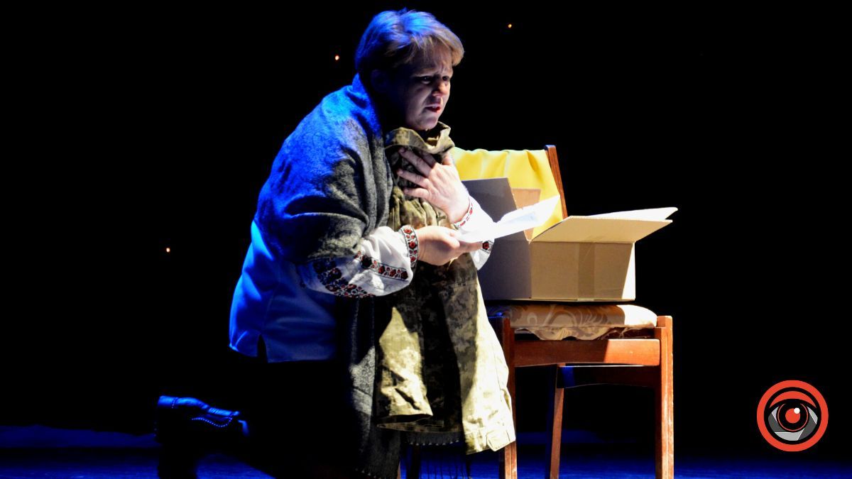 "365 днів війни": у драмтеатрі Коломиї відбулась вистава 12