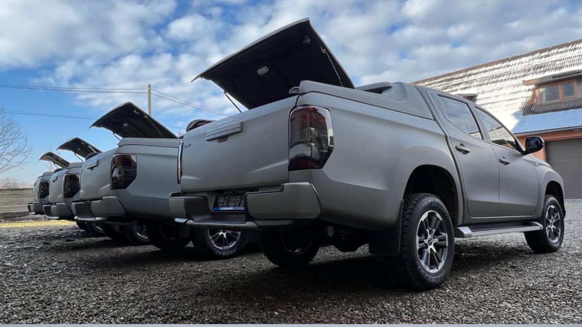 Едельвейси отримали 6 нових автомобілів 6