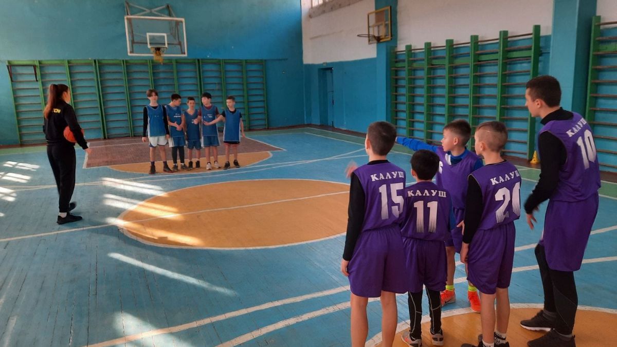 Баскетбольні команди з Коломиї виборили перемогу у Відкритому кубку позашкілля 2