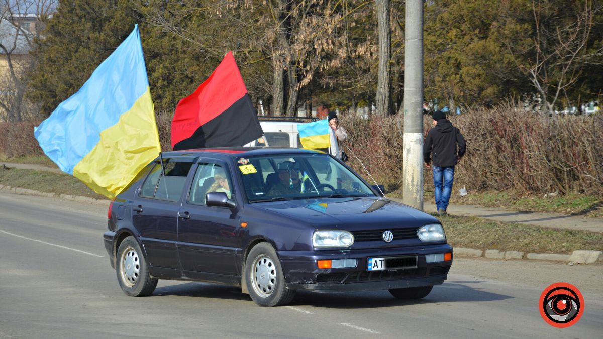 Коломия зустріла загиблих захисників Михайла Николаїва та Сергія Правдивого 1