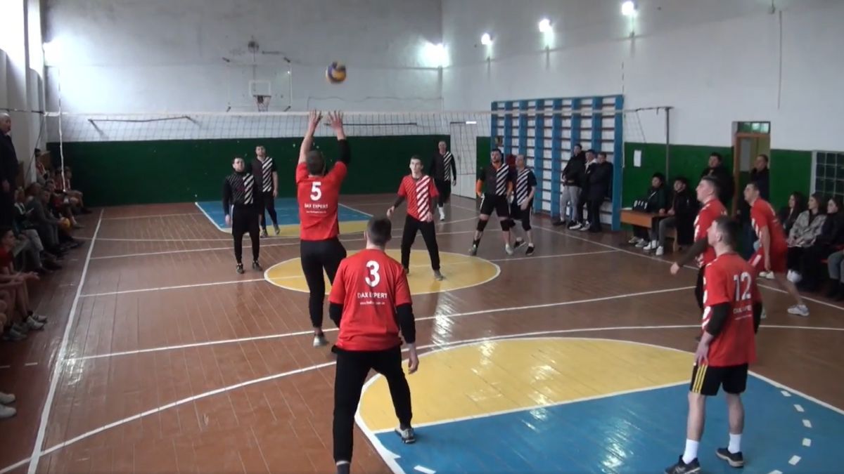 У Гвіздці відбувся волейбольний турнір пам'яті Ярослава Палійчука 2
