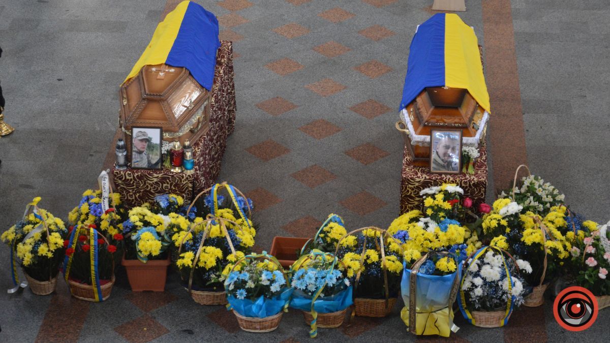 Коломия провела в останню дорогу Героїв Сергія Правдивого та Михайла Николаїва 5