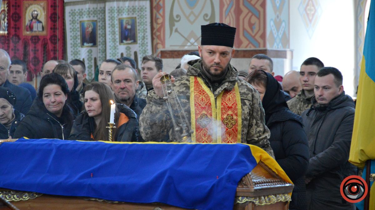 Коломия провела в останню дорогу Героїв Сергія Правдивого та Михайла Николаїва 6