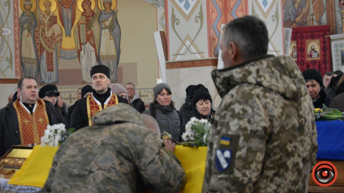 Коломия провела в останню дорогу Героїв Сергія Правдивого та Михайла Николаїва 14