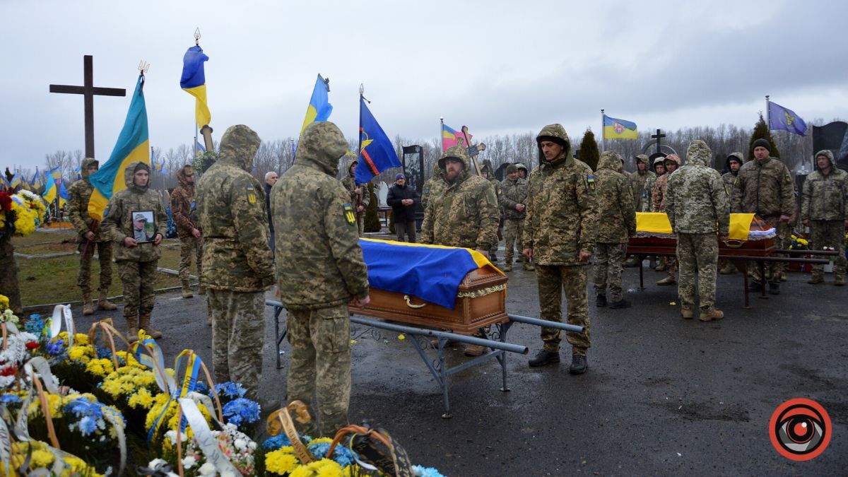 Коломия провела в останню дорогу Героїв Сергія Правдивого та Михайла Николаїва 30