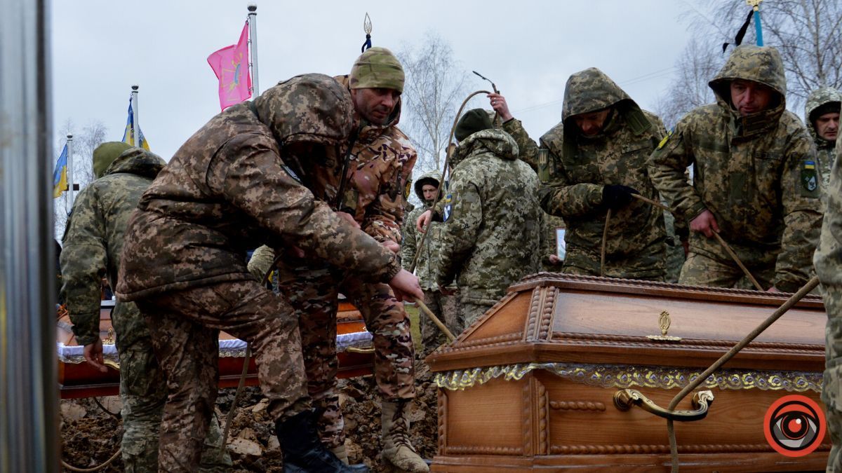 Коломия провела в останню дорогу Героїв Сергія Правдивого та Михайла Николаїва 34