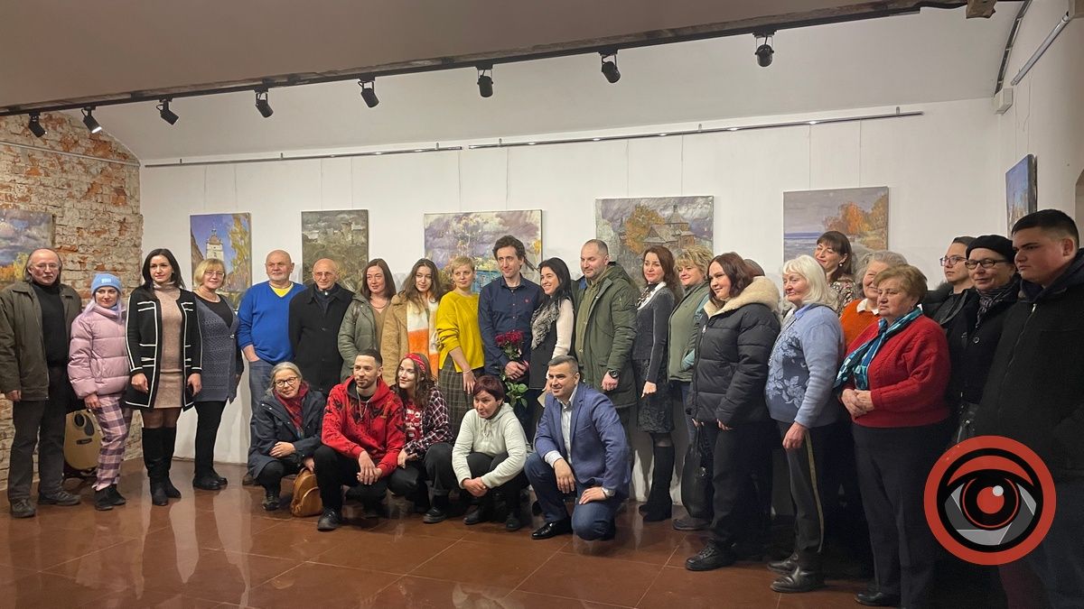 У Коломиї відкрилася виставка молодого живописця Богдана Макаренка 1