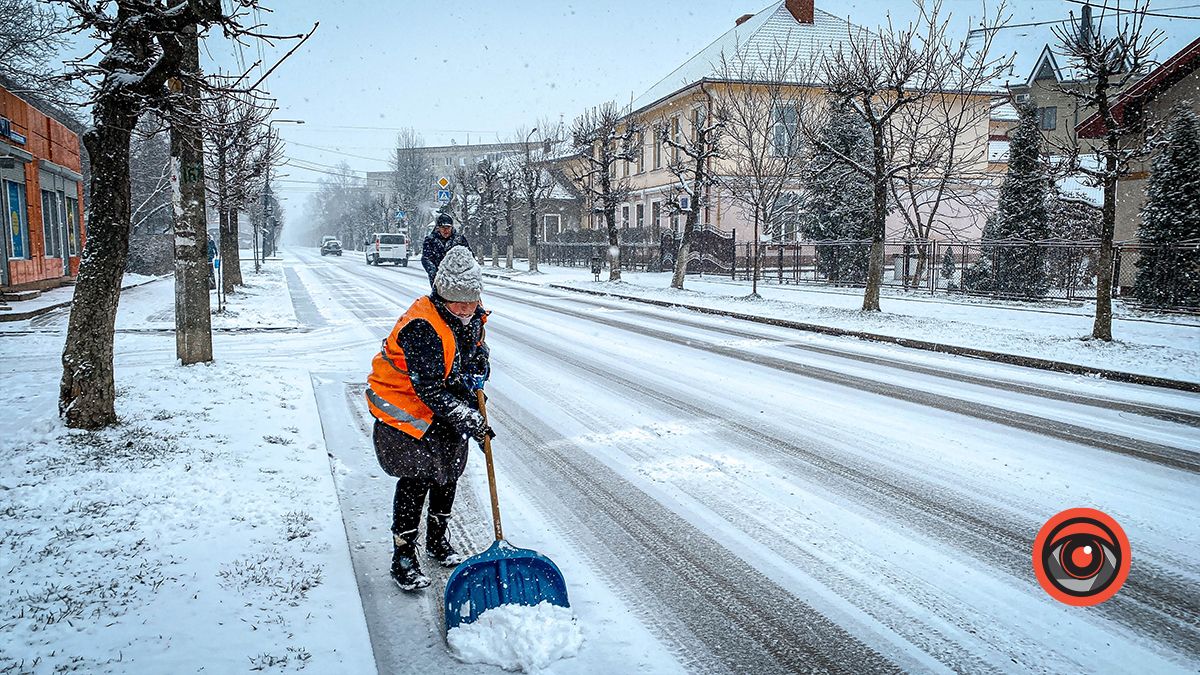 Водії, будьте обережні: у Коломиї на дорогах слизько 3