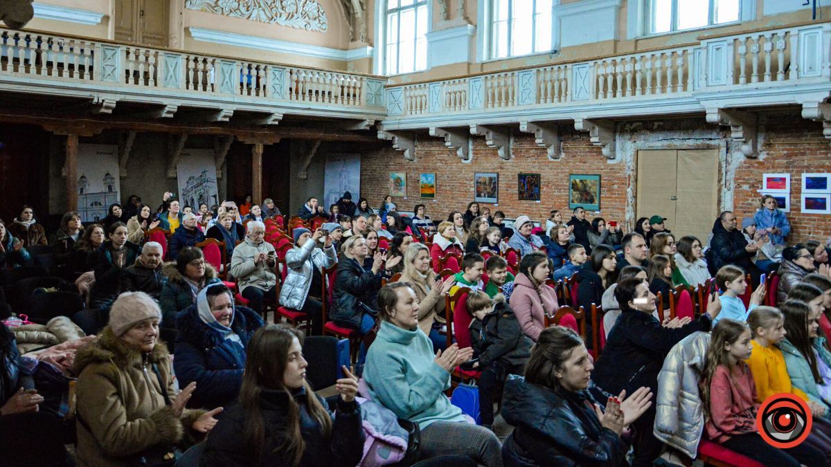 У Соколі відбувся патріотичний захід “Мирне небо України” 15